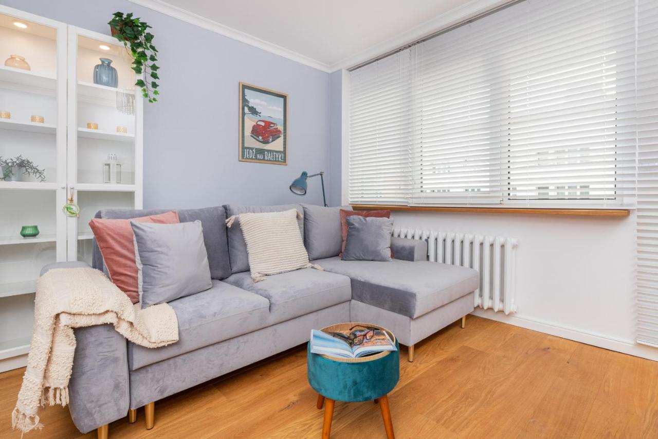 Cozy Pastel Two Bedroom Apartment In Central Gdynia By Noclegi Renters Екстер'єр фото